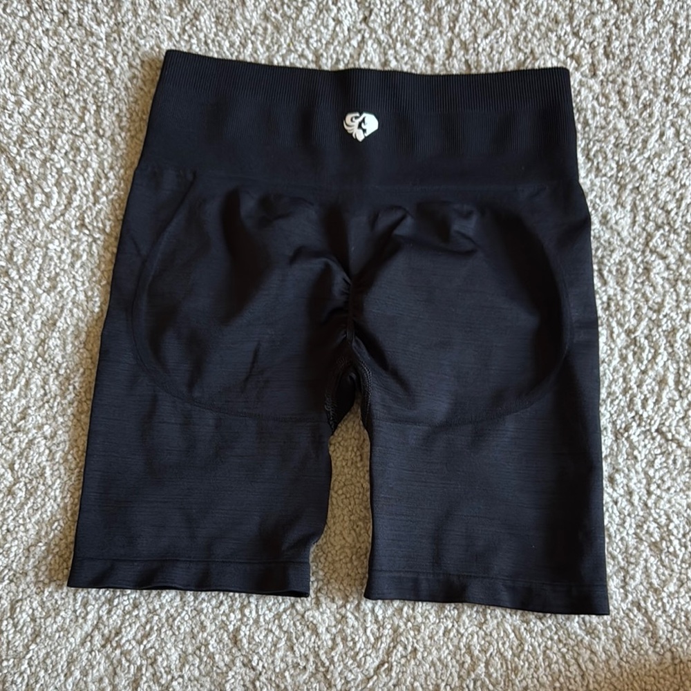 Women’s Best Black Biker Workout Shorts size Small